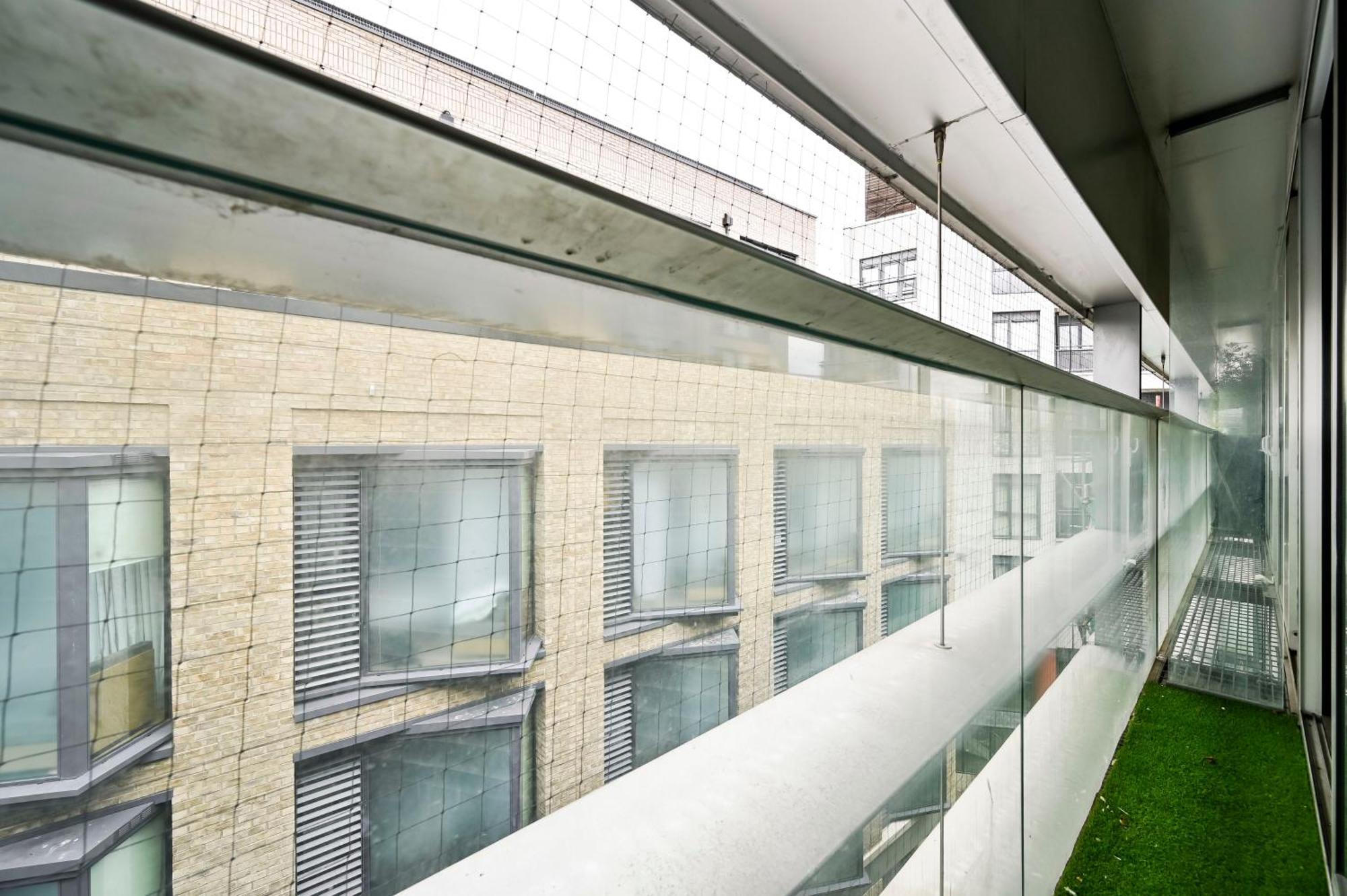 Lovely 2-bed, Sleeps 6, Near Stratford Station & Abba Voyage,